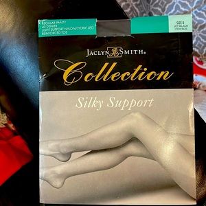 Bought a few years ago but never opened. Jaclyn Smith Silky Support Panty Hose